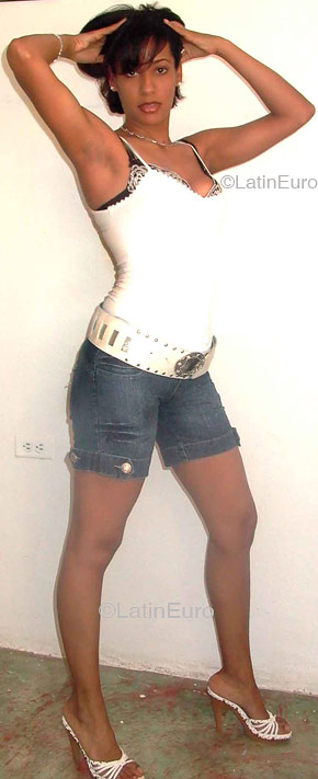 Date this pretty Dominican Republic girl Paula from San Pedro de Macoris N1314