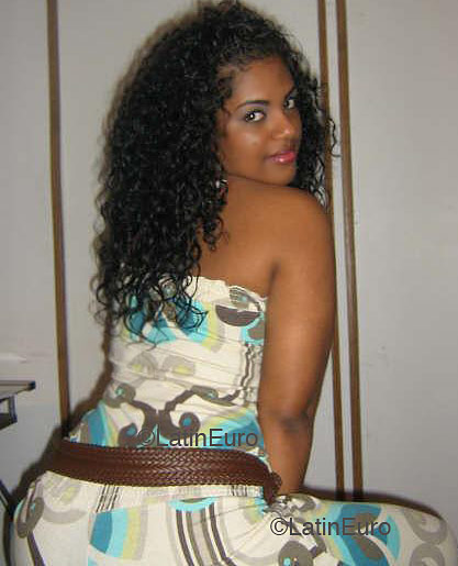 Date this sensual Dominican Republic girl Jadelynn from Santiago N1321