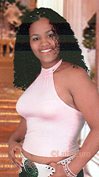 Date this sensual Dominican Republic girl Evelyn from San Francisco de Macoris N1343