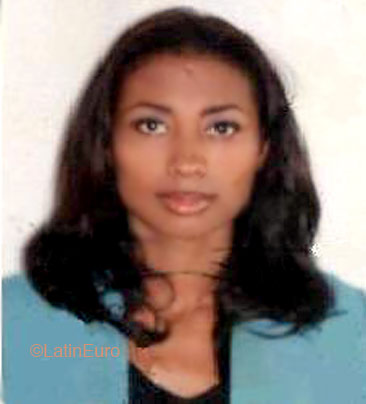 Date this stunning Dominican Republic girl Lissette from Santo Domingo N1398