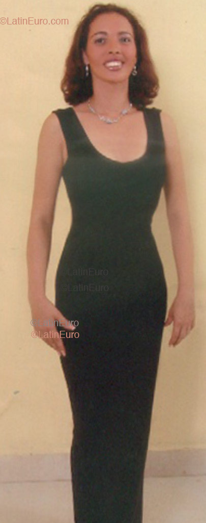 Date this georgeous Dominican Republic girl Juana from La Romana N142