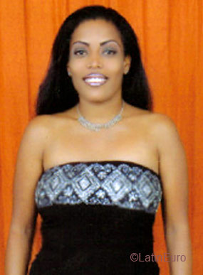 Date this happy Dominican Republic girl Darilenni from San Cristobal N1545