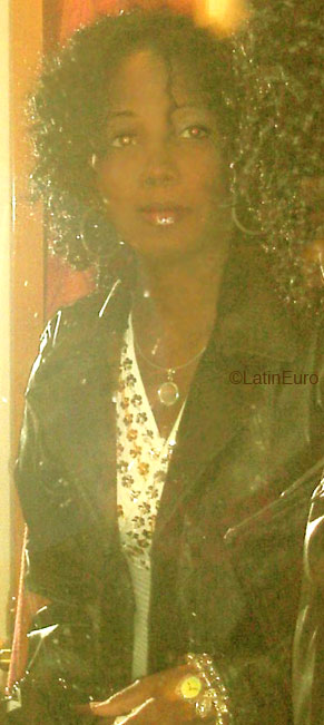 Date this happy Dominican Republic girl Yubelkis from  N1819
