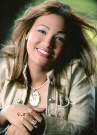Date this attractive Dominican Republic girl Carmen from  N1856