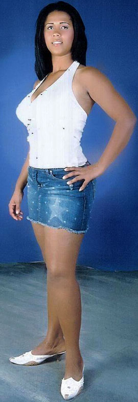 Date this passionate Dominican Republic girl Elaine from Santo Domingo N1959