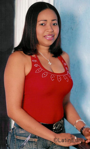 Date this lovely Dominican Republic girl Marcia from Santo Domingo N2049