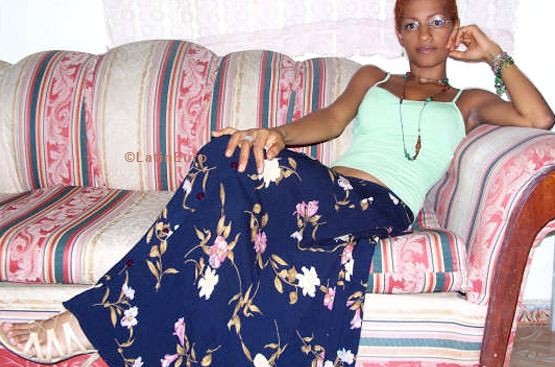 Date this hot Dominican Republic girl Carolina from Santo Domingo N2143