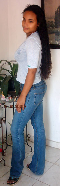 Date this cute Dominican Republic girl Paloma from  N2175