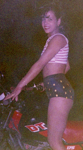 Date this foxy Dominican Republic girl Iluminada from  N2242