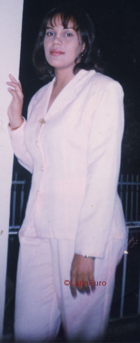 Date this lovely Dominican Republic girl Ana from Santo Domingo N2275