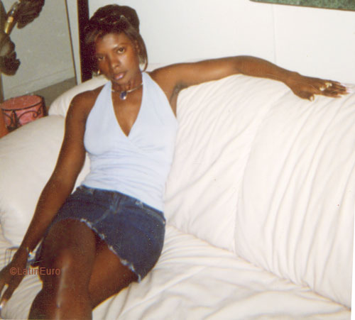 Date this voluptuous Any Country girl Gail from  N2348