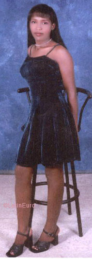 Date this stunning Dominican Republic girl Disania from San Francisco de Macoris N2351