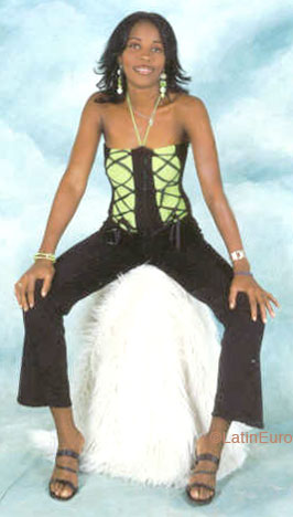 Date this exotic Dominican Republic girl Maldier from Santo Domingo N2380
