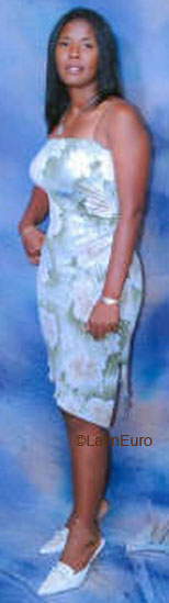 Date this good-looking Dominican Republic girl Teresa from San Cristobal N2438