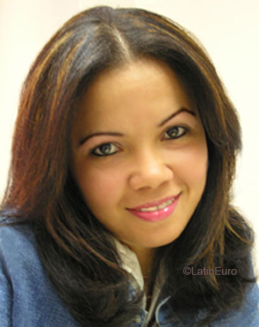 Date this happy Dominican Republic girl Joselyn from Santo Domingo N2441