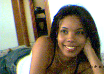Date this charming Any Country girl Yohanny from  N2524