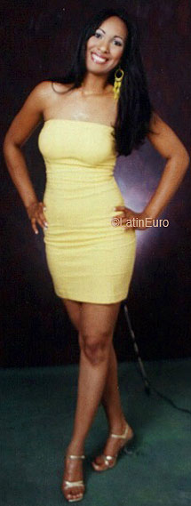 Date this exotic Dominican Republic girl Michelle from Santiago N2603