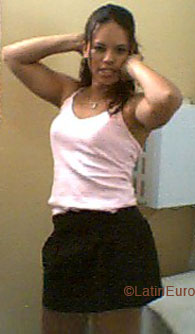 Date this nice looking Dominican Republic girl Sandra from Santiago N2636