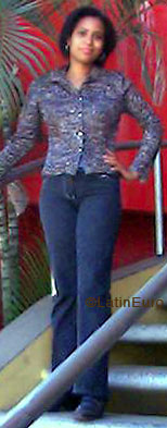 Date this nice looking Dominican Republic girl Yenny from San Francisco de Macoris N2796
