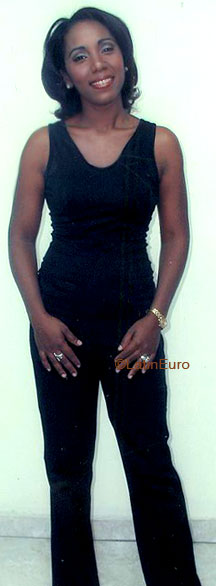 Date this funny Dominican Republic girl Angela from Santo Domingo N2863