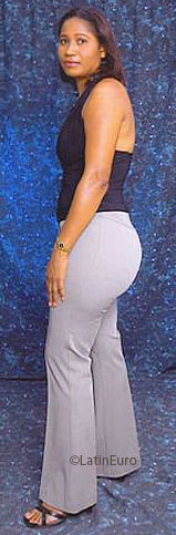 Date this beautiful Dominican Republic girl Santa from Santiago N3145