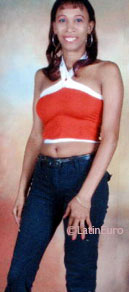 Date this hard body Dominican Republic girl Carmen from Cotui N3377