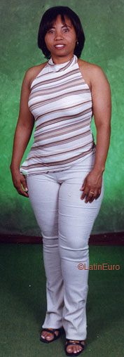 Date this happy Dominican Republic girl Rosely from Santiago N3482