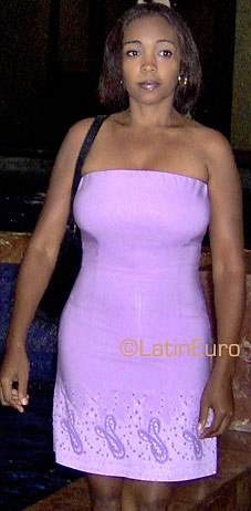 Date this cute Dominican Republic girl Anacaona from Distrito Nacional N865