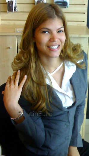Date this good-looking Any Country girl Vanessa from  N893