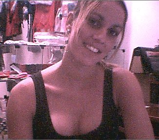 Date this exotic Brazil girl Claudia from RECIFE B4564