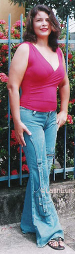 Date this sensual Brazil girl Isabelle from  B6335