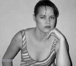 Date this lovely Brazil girl Elda from RIBEIRAO DAS NEVES B7323