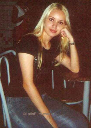 Date this charming Brazil girl Paola from CABO FRIO B8069
