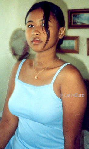 Date this athletic Any Country girl Liane from  N3882