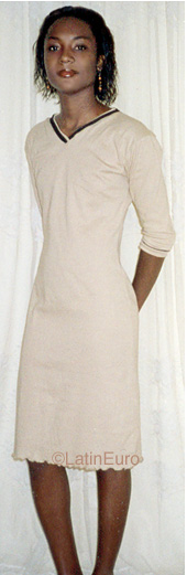 Date this sultry Brazil girl Danielle from RIO DE JANEIRO B9884