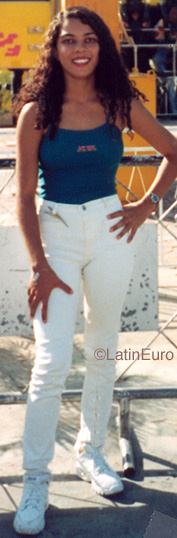 Date this beautiful Brazil girl Soraia from BARRA B9917