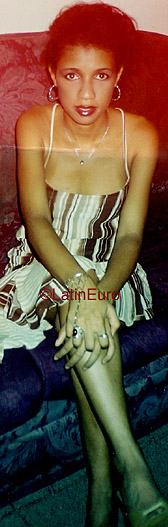 Date this sensual Brazil girl Anna from RECIFE B9724