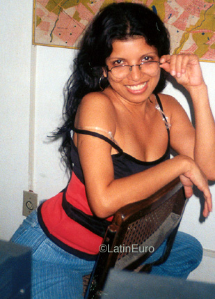 Date this passionate Brazil girl Neila from BARRA B9849