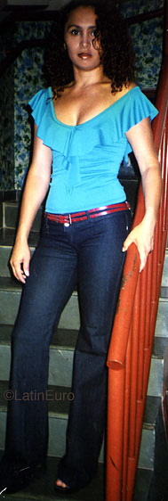 Date this sultry Brazil girl Iraeide from BRASILIA B9605