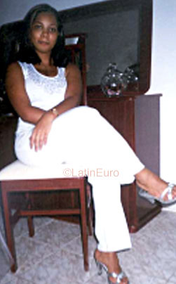 Date this delightful Brazil girl Hosana from ARACAJU B9470