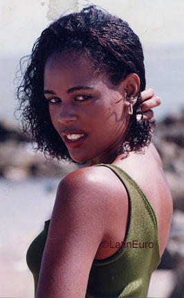 Date this athletic Brazil girl Iris from GETULIO VARGAS B9014