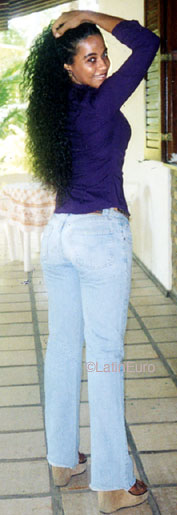 Date this voluptuous Brazil girl Sonia from VERA B9075