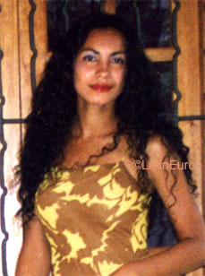Date this georgeous Brazil girl Dacirene from PARA B9002