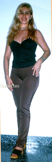 Date this attractive Brazil girl Elizete from MANAUS B8804