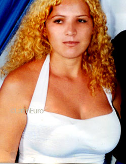 Date this lovely Brazil girl Tania from CUIABA B8826