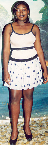 Date this fun Cameroon girl Carole from Yaounde N3968