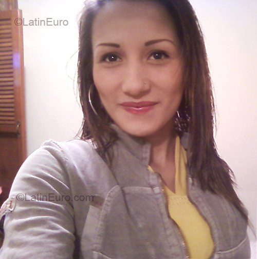 Date this delightful Colombia girl Luz Helena from Piedecuesta CO33