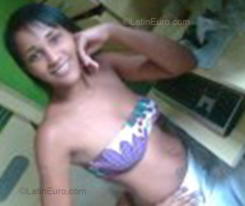 Date this funny Brazil girl Dayane from Rio De Janeiro BR90