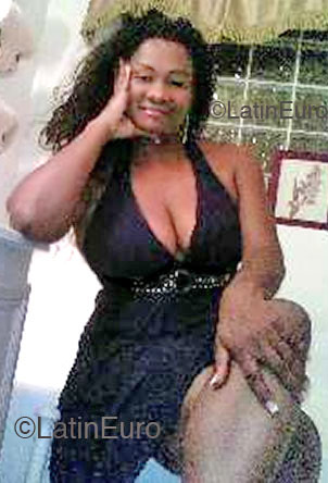 Date this tall Colombia girl Raquel from Buenaventura US82