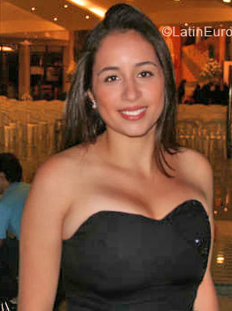 Date this happy Brazil girl Tathiana from Sao Paulo BR154